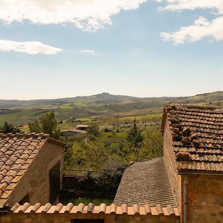 Contignano Noi2+2 Vacanze - App. Andrea מראה חיצוני תמונה