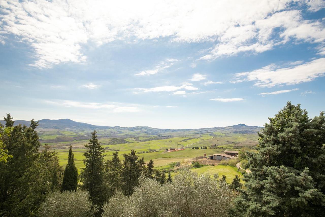 Contignano Noi2+2 Vacanze - App. Andrea מראה חיצוני תמונה