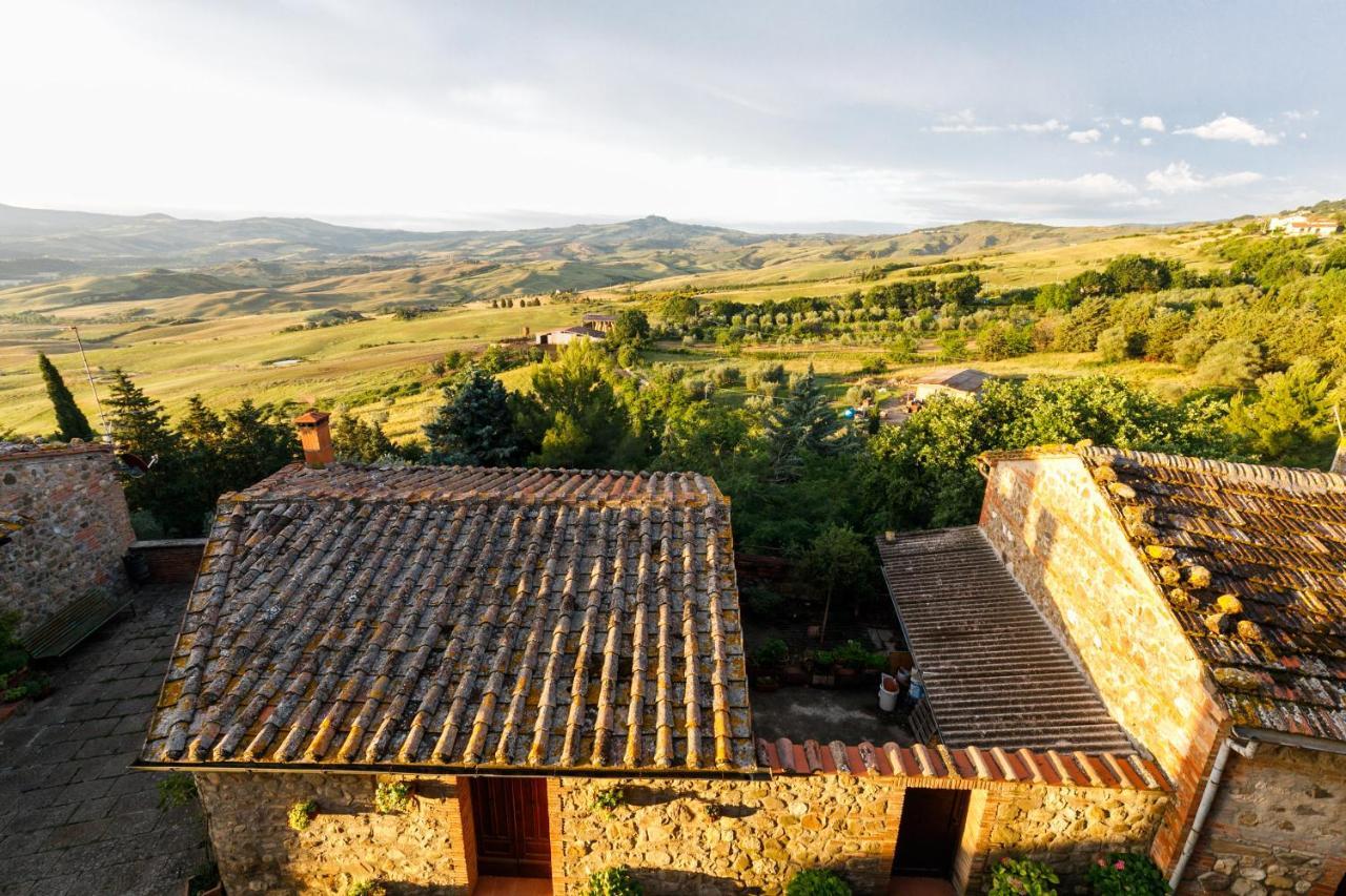 Contignano Noi2+2 Vacanze - App. Andrea מראה חיצוני תמונה