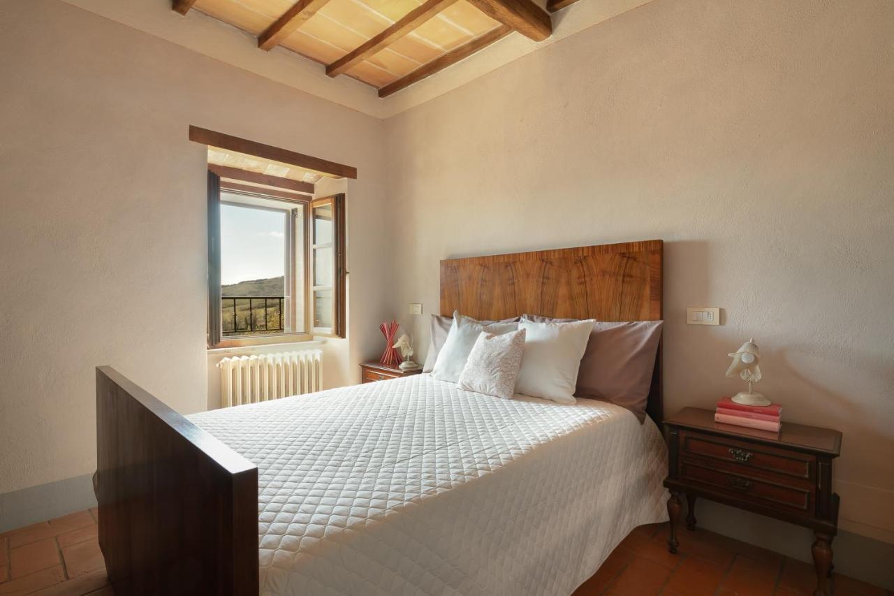 Contignano Noi2+2 Vacanze - App. Andrea מראה חיצוני תמונה